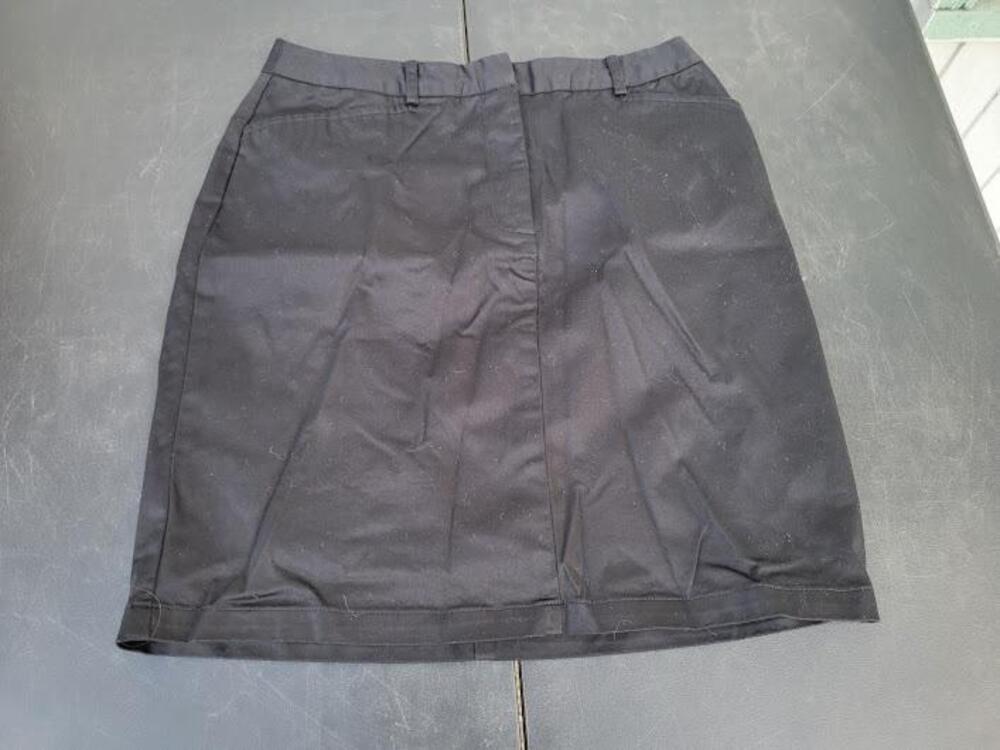 Eddie Bauer Skirt Womens 10 Black Stretch Cotton Nylon Spandex Classic Pockets